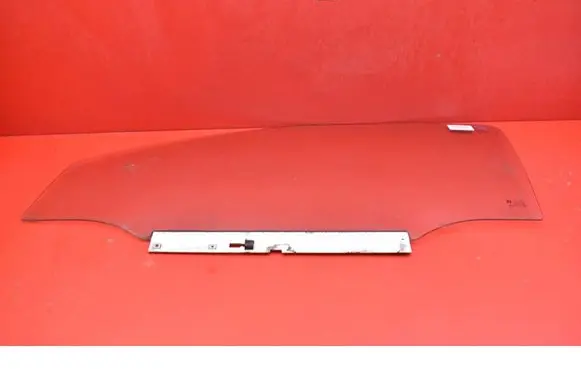 Opel Corsa C Front door window glass four-door 