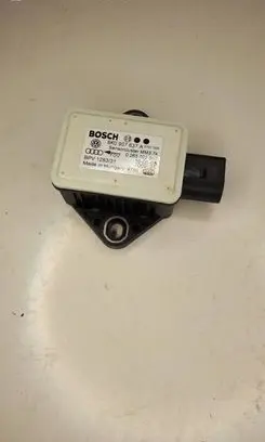 Audi A4 S4 B8 8K ESP acceleration yaw rate sensor 8K0907637A 0265005667 7009025