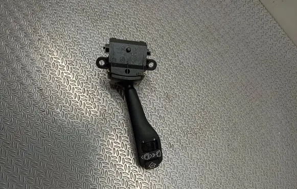 BMW 5 E39 Wiper control stalk 8375407 01204010