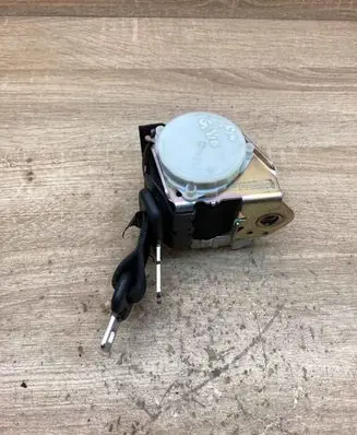 Opel Insignia A Rear seatbelt 34036732D 14032011