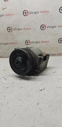 Renault Laguna I Power steering pump 7700861880