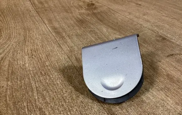 Opel Zafira A Front tow hook cap/cover 90580633