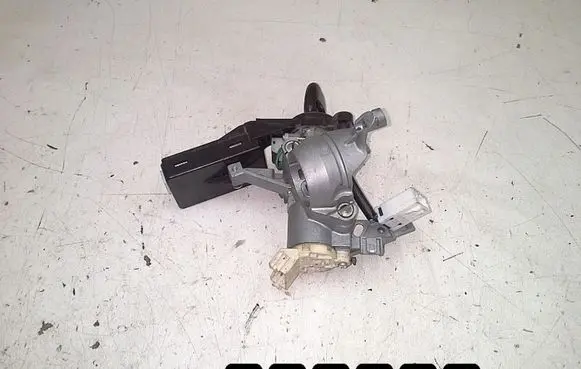 Mitsubishi Outlander Ignition lock