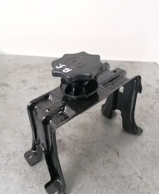 Audi A5 8T 8F Spare wheel mounting bracket 8K0802715A