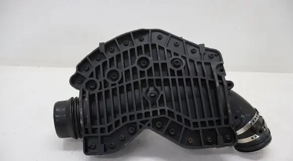 Mercedes-Benz CLS C219 Intake resonator A6421402987