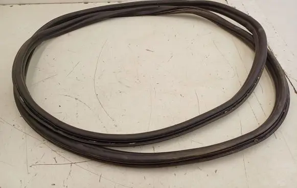 Mini Paceman (R61) Trunk rubber seal (body) 9808988