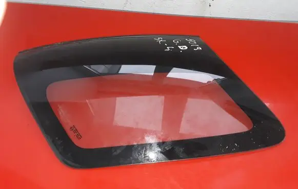Suzuki SX4 Rear vent window glass 43R00351