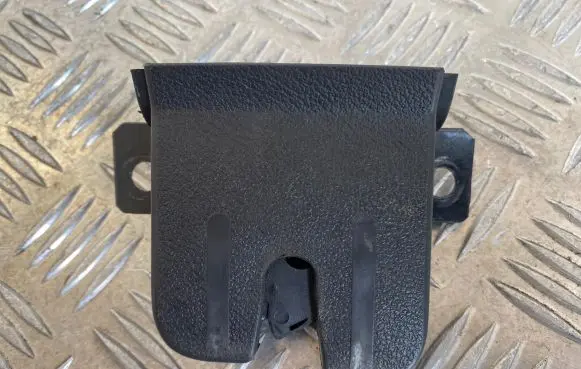 Volkswagen Touareg I Tailgate/trunk/boot lock/catch/latch 7L6827505