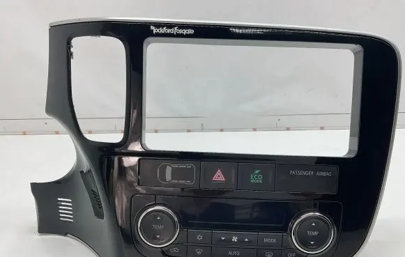 Mitsubishi Outlander Radio/GPS head unit trim 8002B294 1480700746 C68288