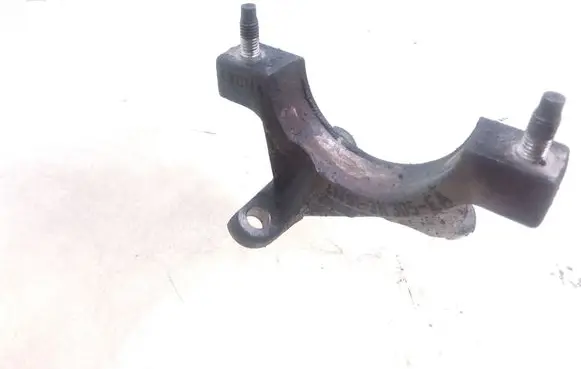 Volvo V50 Driveshaft support bearing bracket 