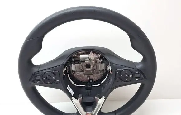 Opel Corsa F Steering wheel 647390100B