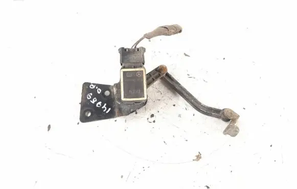 Mercedes-Benz ML W164 Air suspension front height level sensor 0105427717 1643200832