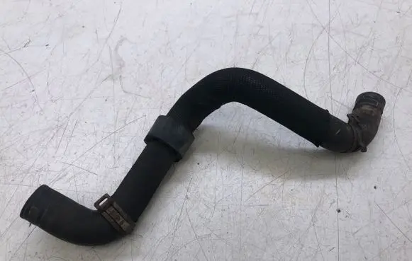 Volkswagen Polo V 6R Engine coolant pipe/hose