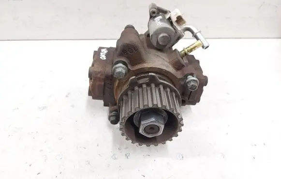 Volvo V50 Fuel injection high pressure pump 9676289780 5WSK0893