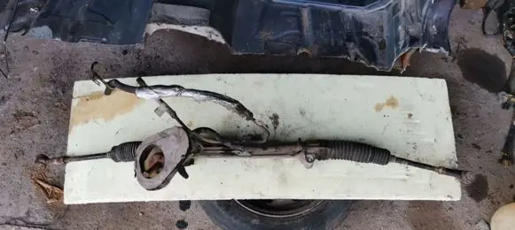 Ford Mondeo Mk III Steering rack