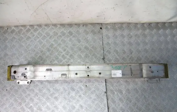 Peugeot 308 Front bumper support beam 