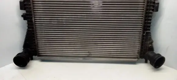 Skoda Octavia Mk2 (1Z) Intercooler radiator 1K0145803L
