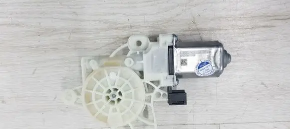 Mercedes-Benz CL C215 Front door window regulator motor A0009065806