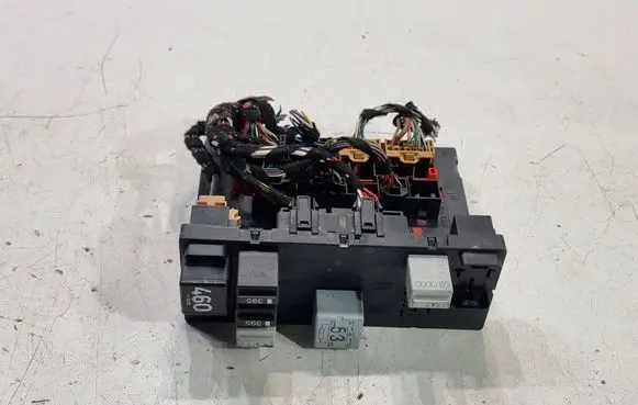 Audi A3 S3 A3 Sportback 8P Comfort/convenience module 8P0907279C
