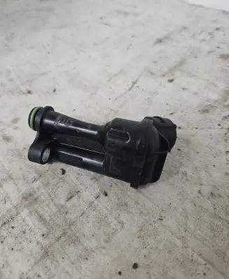 Audi Q7 4M Vacuum line/pipe/hose 06N133750
