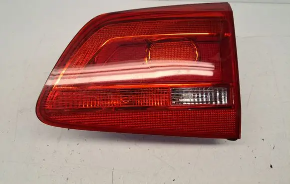 Volkswagen Cross Touran I Tailgate rear/tail lights 1T0945094