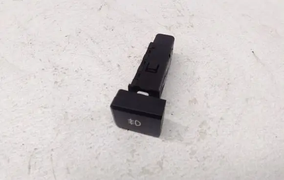 Fog light switch