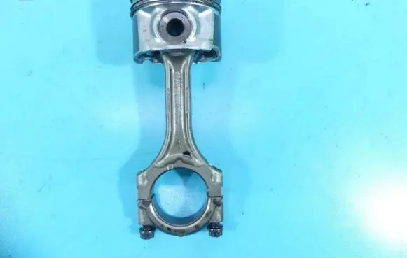 Toyota Auris 150 Piston 1AD IMPRK1335330