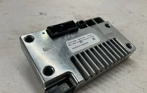Ford Edge II Radio/CD/DVD/GPS head unit EM2T14F239AG AFS28VNB12000
