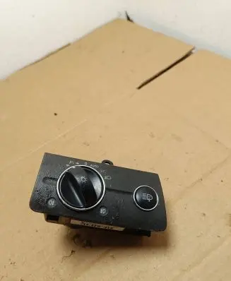 Mercedes-Benz E W211 Light switch 2115450104 04056000
