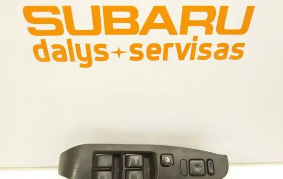 Subaru Legacy Electric window control switch 83071AE020 0290