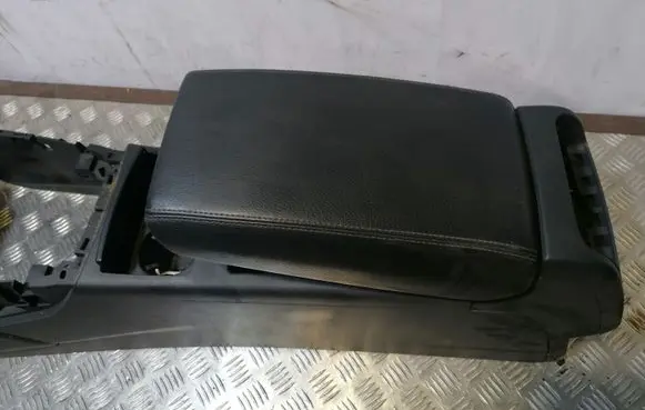 Audi A7 S7 4G Center console 4G0863244