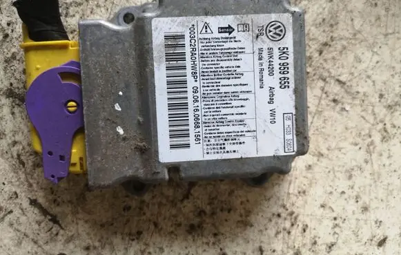 Volkswagen Golf VI Airbag control unit/module 5K0959655