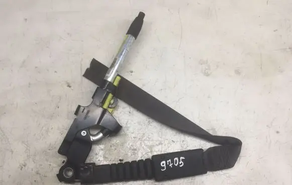 Volvo V70 Rear seatbelt buckle 81418SMG
