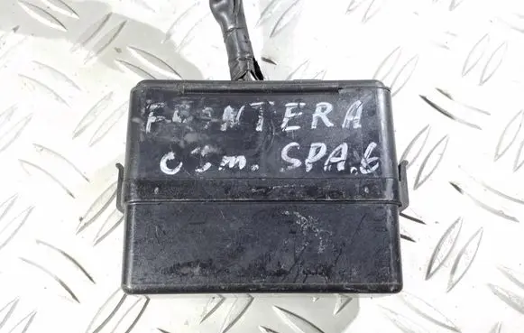 Opel Frontera B Fuel pump relay 8972246330 71544752 71541381E1