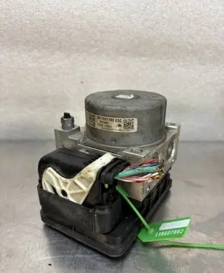 Peugeot 208 Master brake cylinder