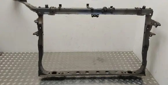 Toyota RAV 4 (XA30) Radiator support slam panel
