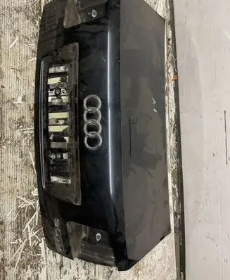 Audi A8 S8 D3 4E Tailgate/trunk/boot lid