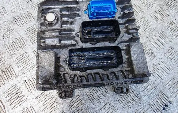 Opel Astra K Engine control unit/module 55484738