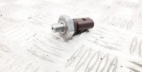 Audi A4 S4 B8 8K Oil pressure sensor 038919081H