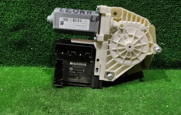 Seat Leon (1P) Front door electric window regulator 1T0959702G 1P0837401G 1K0959792M