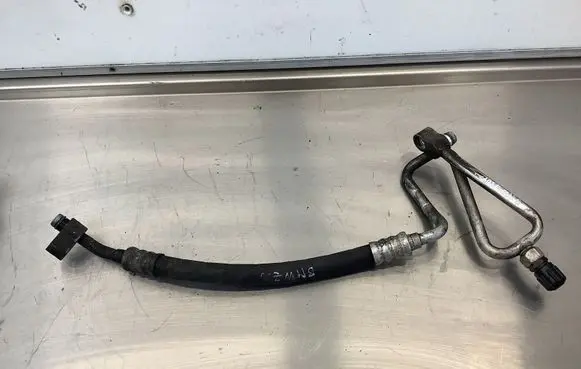 BMW 7 E38 Air conditioning (A/C) pipe/hose 8378797