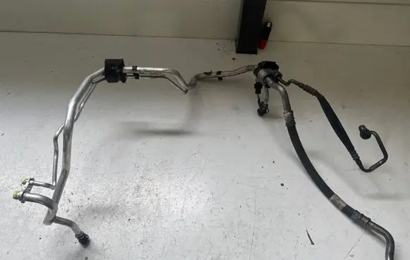 Volvo XC60 Air conditioning (A/C) pipe/hose 31455071