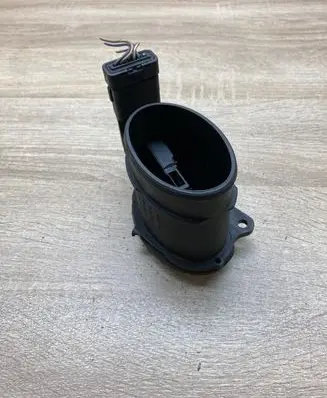 Mazda 3 I Mass air flow meter 9650010780