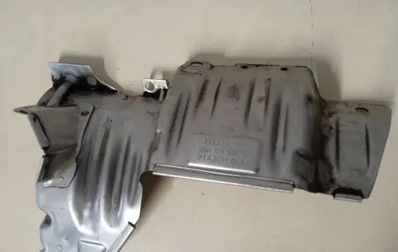 Audi A3 S3 8V Heat shield in engine bay 06K129597C