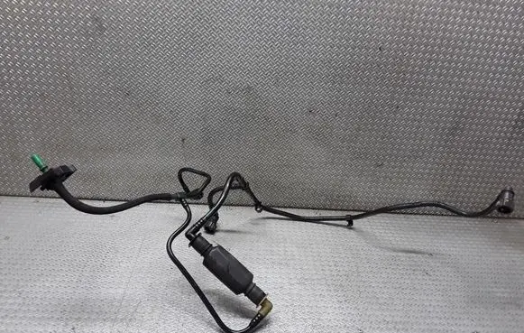 Suzuki Liana Fuel line pipe