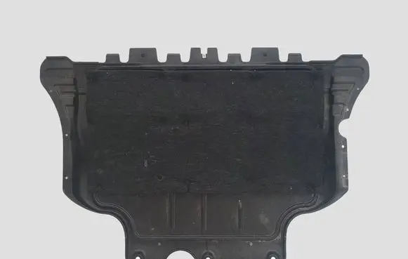 Volkswagen Golf VII Engine splash shield/under tray 3Q0825236D