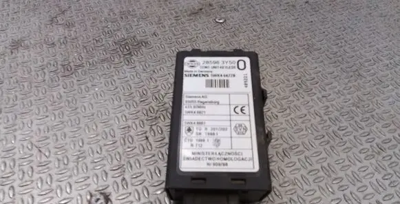 Nissan X-Trail T30 Door central lock control unit/module 285963Y50