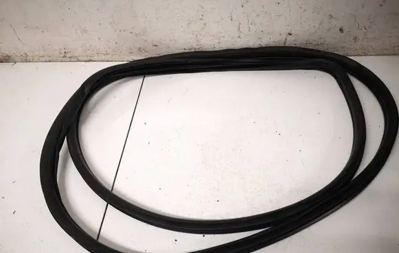 Mazda 6 Rubber seal front coupe door