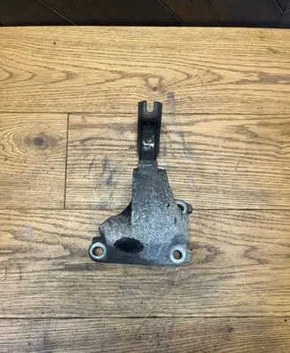 Opel Vivaro Driveshaft support bearing bracket 397743031R