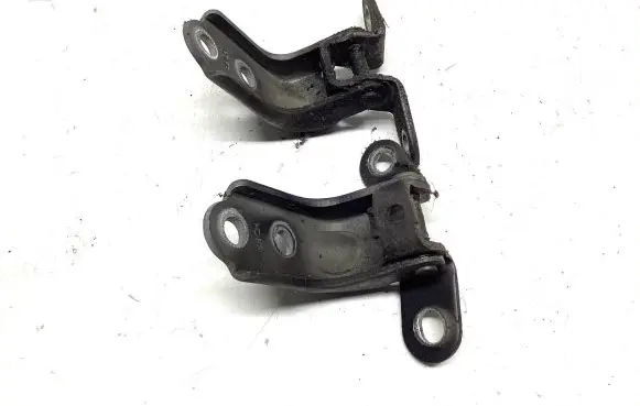 Front door hinge set